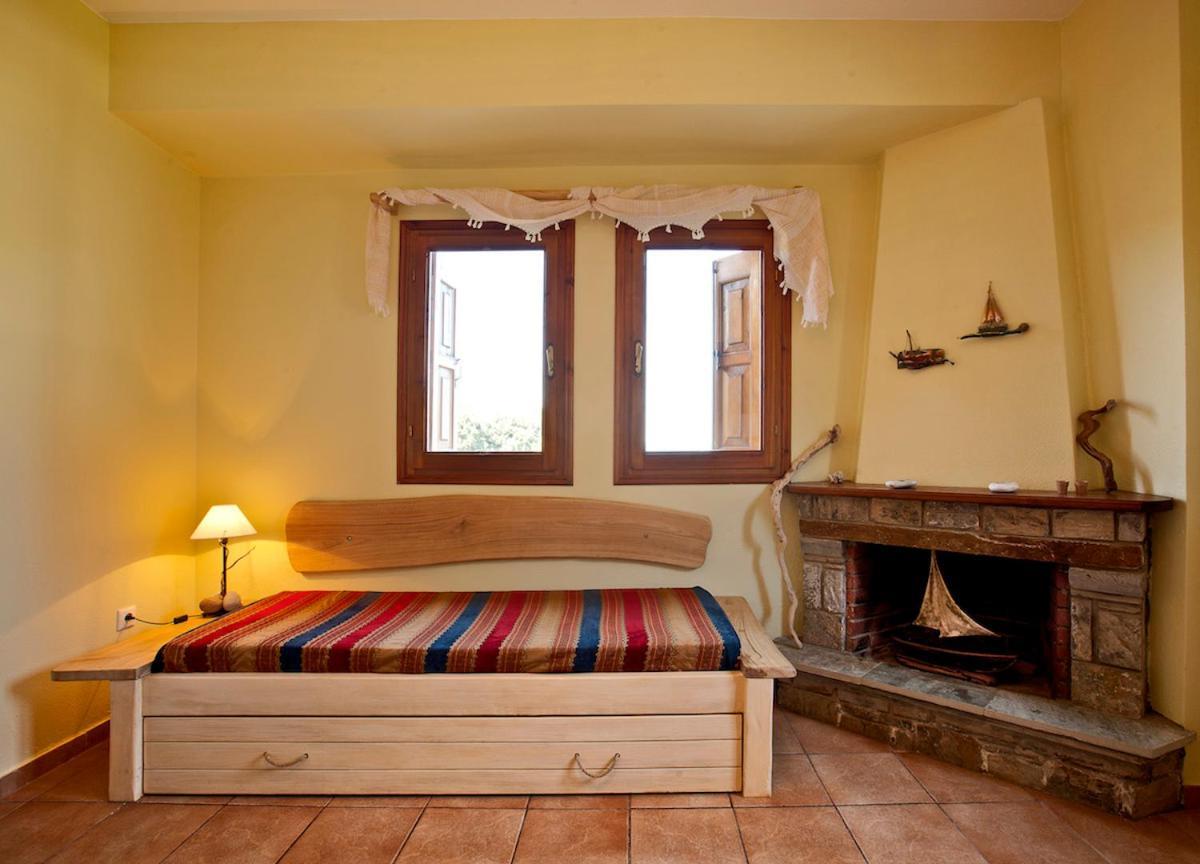 Victoria'S Guesthouse Damouchari Exteriör bild