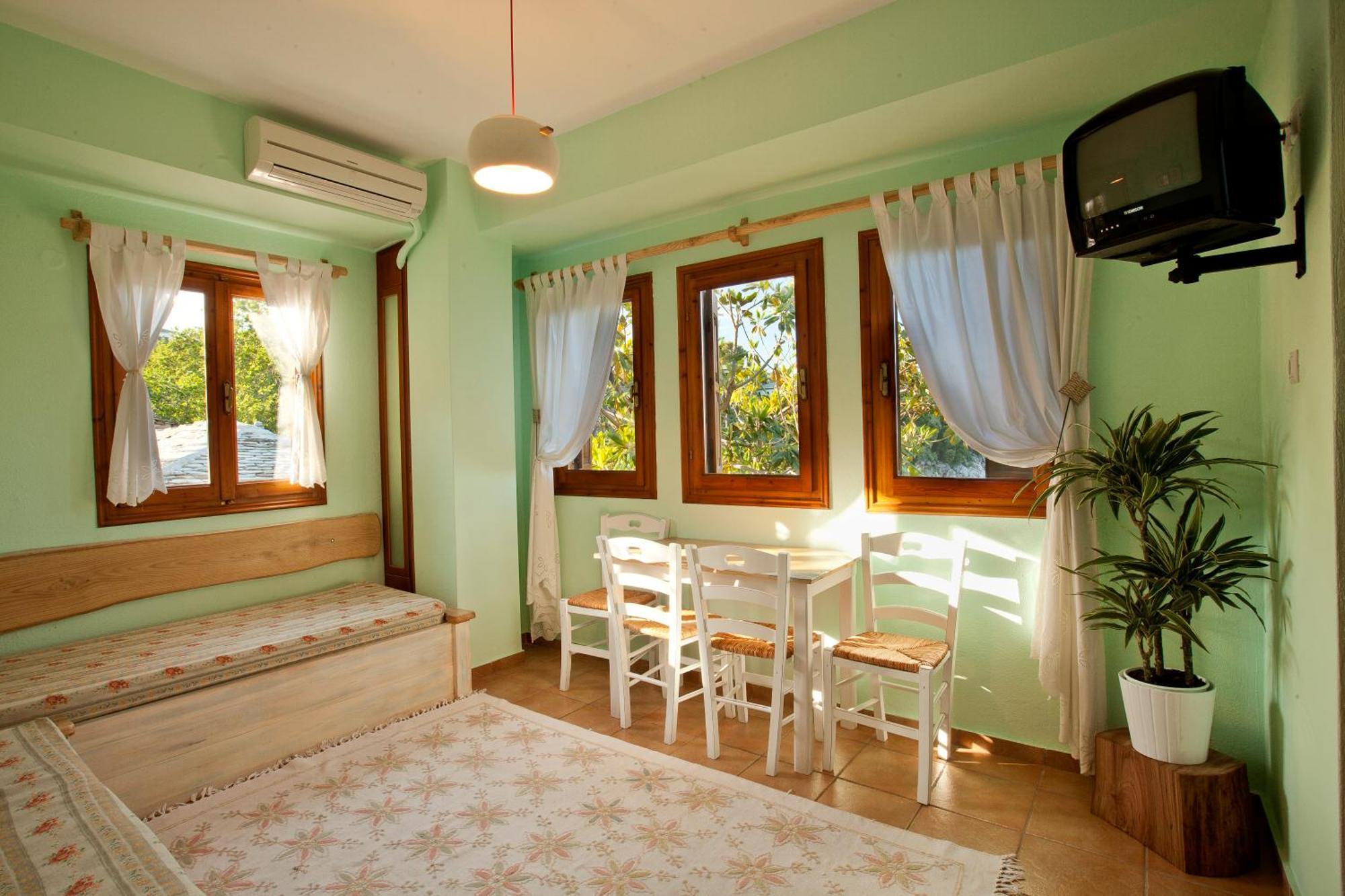 Victoria'S Guesthouse Damouchari Exteriör bild